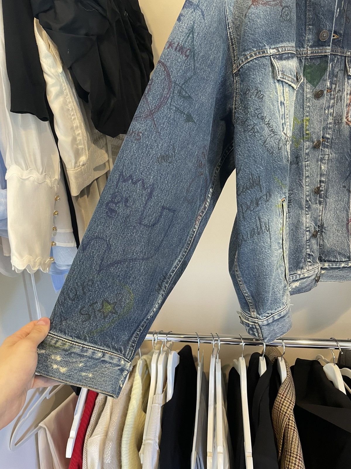 Balenciaga 🔥 SS22 Balenciaga Distressed Grafitti Denim Jacket Size US XL / EU 56 / 4 - 7 Thumbnail