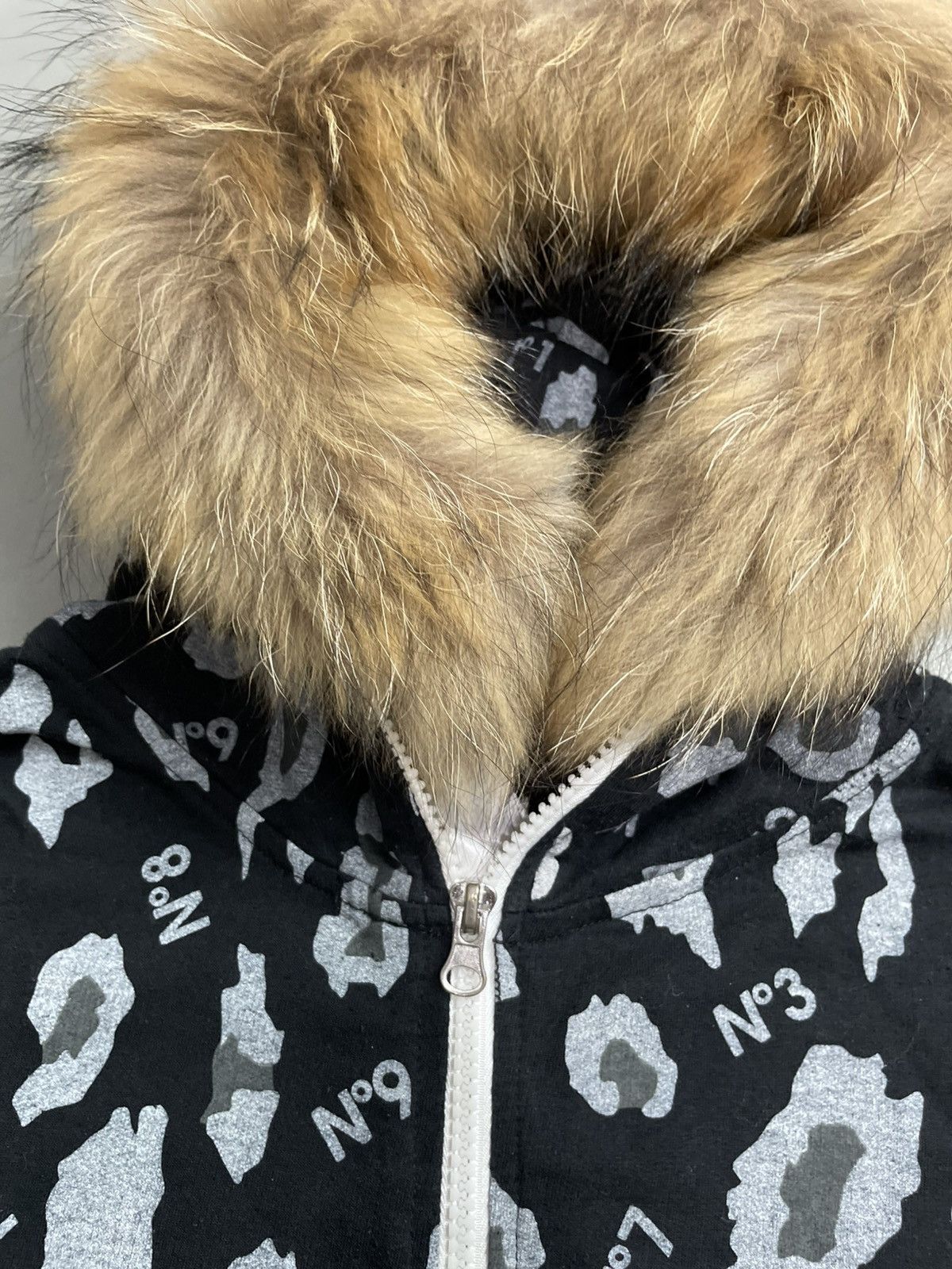 Japanese Brand Lock Heave Mask zip fur hoodie Size US M / EU 48-50 / 2 - 4 Thumbnail