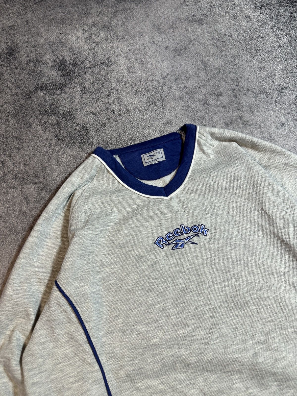Reebok × Vintage Y2K Vintage Reebok Logo Sweatshirt Rare Streetwear USA VTg S Size US S / EU 44-46 / 1 - 2 Thumbnail