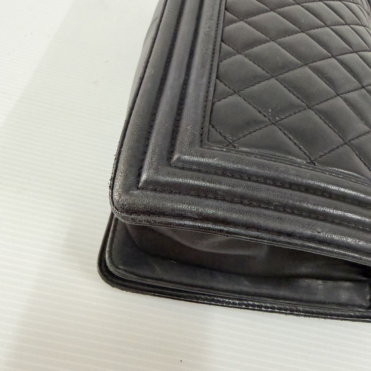 Chanel Chanel Le Boy Black Lambskin Small Shoulder Bag Size ONE SIZE - 8 Thumbnail
