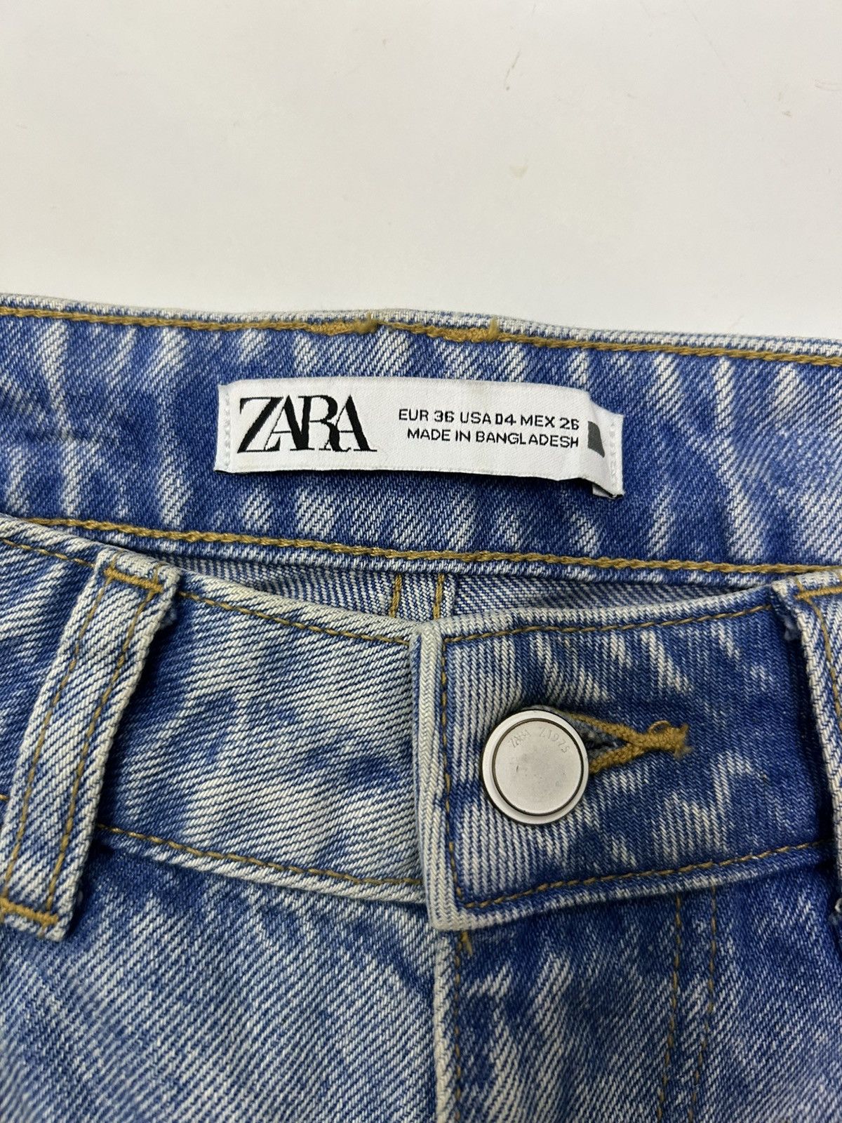 Zara ZARA Blue Wash Distressed Jeans Size US 27 - 8 Thumbnail