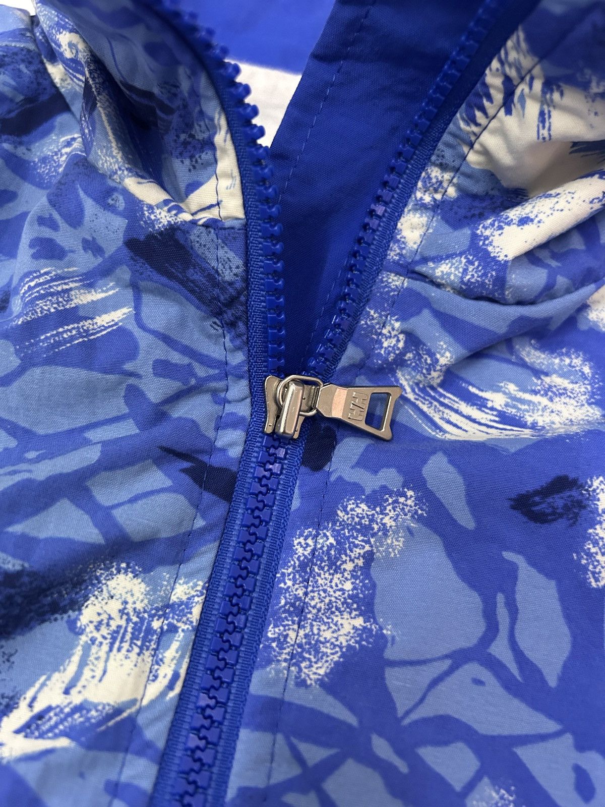 Helly Hansen × Urban Outfitters × Vintage Vintage HELLY HANSEN "Sea Life" All Over Print Jacket Size US M / EU 48-50 / 2 - 10 Thumbnail
