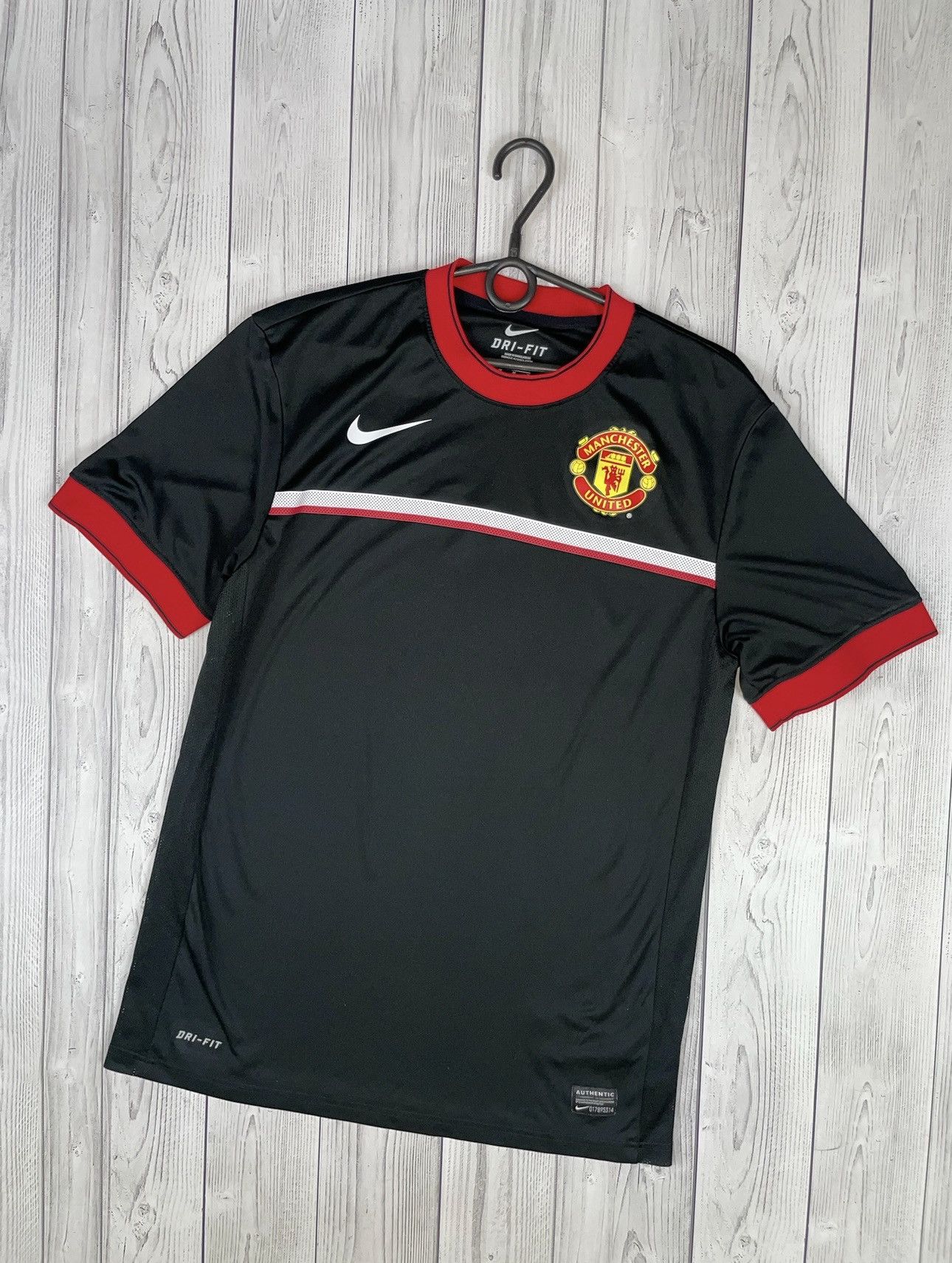 Vintage nike Manchester United soccer jersey logo rare M