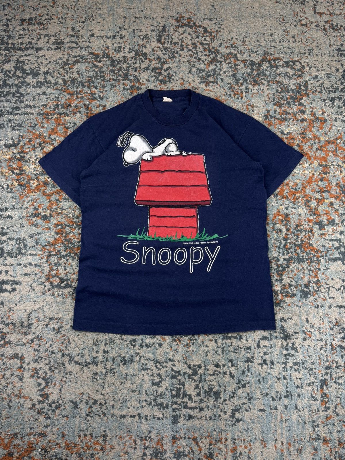 Vintage Vintage 90s Peanuts Snoopy cartoon graphic tee Size US L / EU 52-54 / 3 - 1 Thumbnail