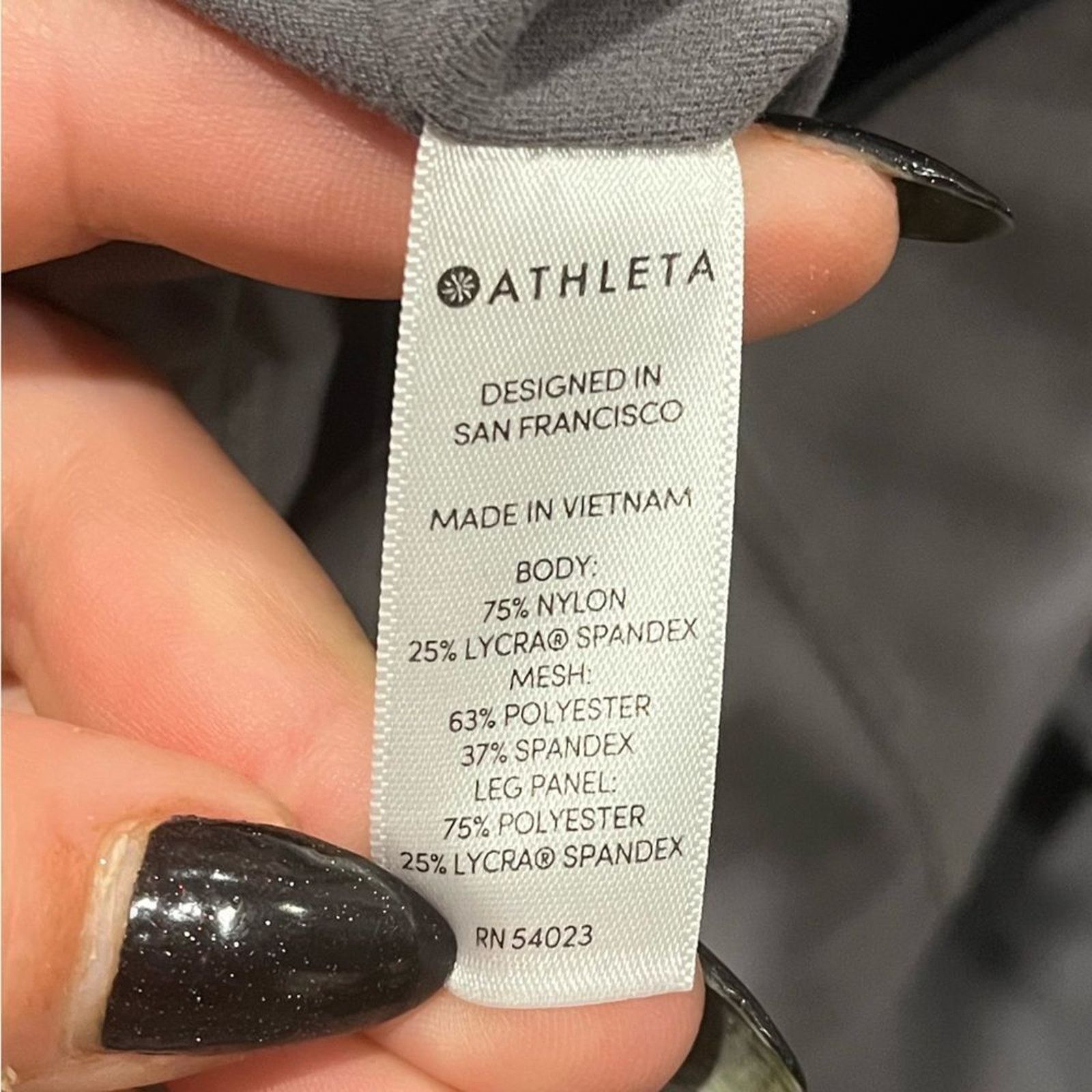 Athleta Athleta Salutation Leggings Mesh Colorblock High Rise Yoga Size 24" / US 00 / IT 34 - 5 Thumbnail