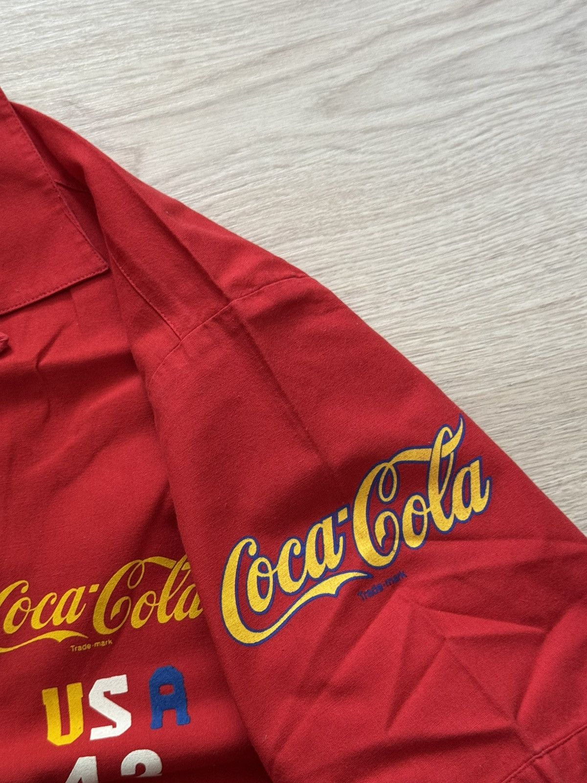 Vintage Vintage 80-90’s Coca-Cola Racing Team 42 y2k Shirt Size US M / EU 48-50 / 2 - 7 Thumbnail