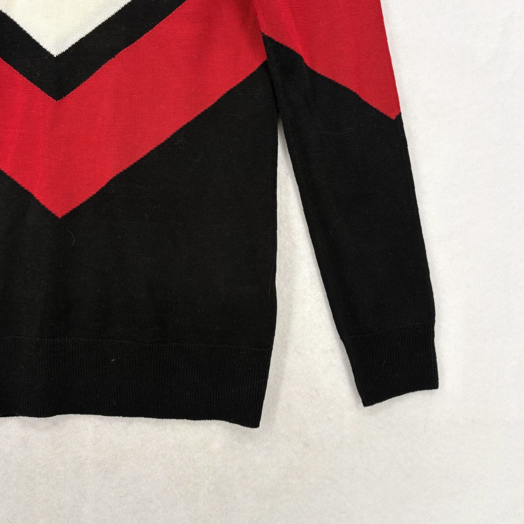 Calvin Klein Calvin Klein Sweater Womens XS Black Chevron Stripe V Neck Acrylic Knit Pullover Size XS / US 0-2 / IT 36-38 - 3 Thumbnail