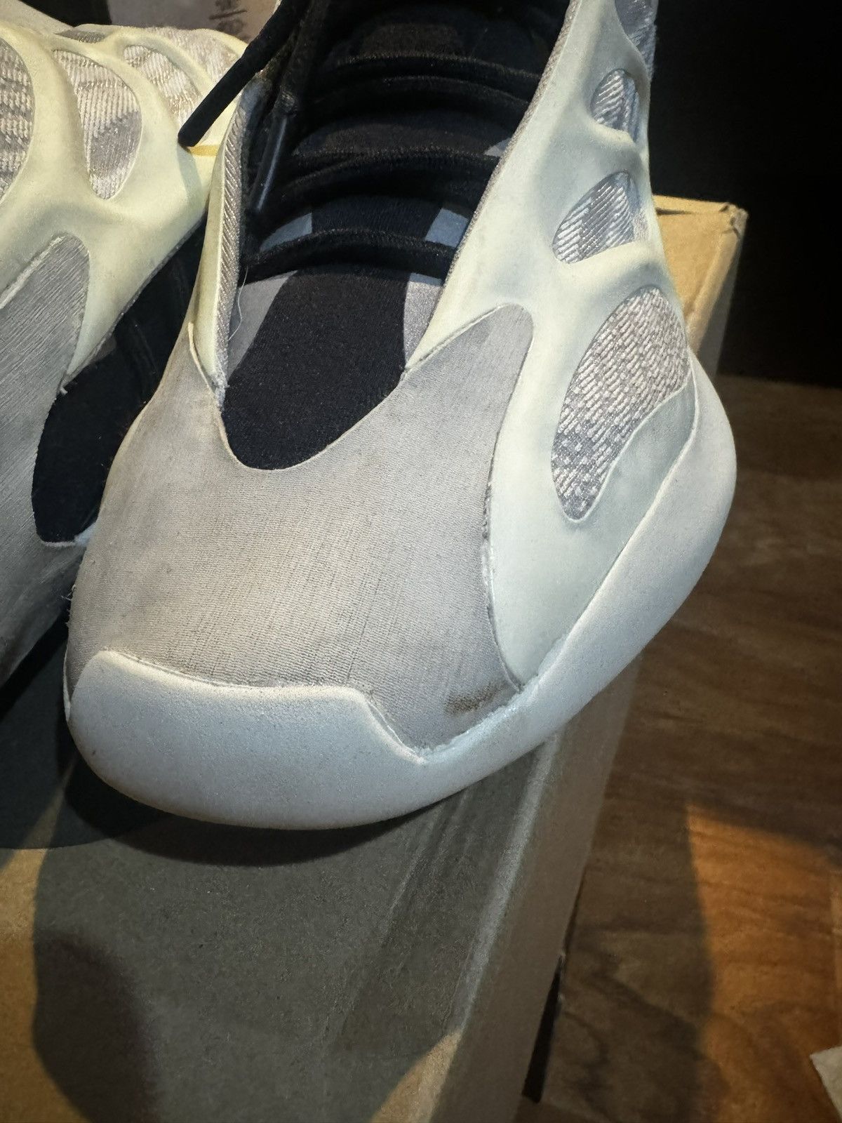 Yeezy YEEZY 700 V3 ‘AZAEL’ Size US 11.5 / EU 44-45 - 3 Thumbnail
