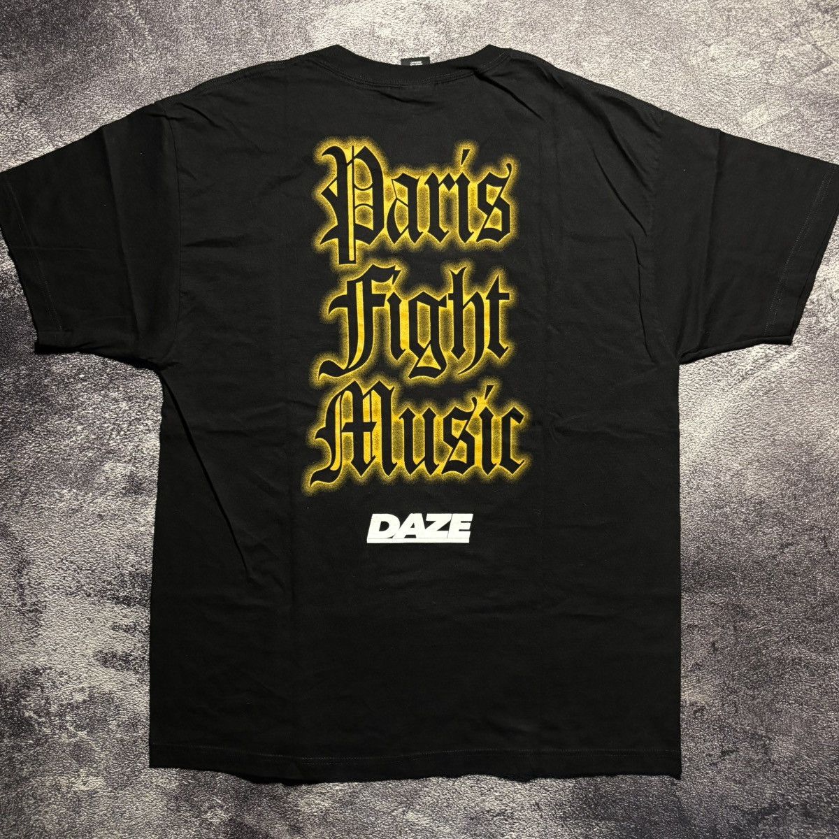 Hanes Headbussa -PFM ( band t-shirt ) Size US L / EU 52-54 / 3 - 2 Thumbnail