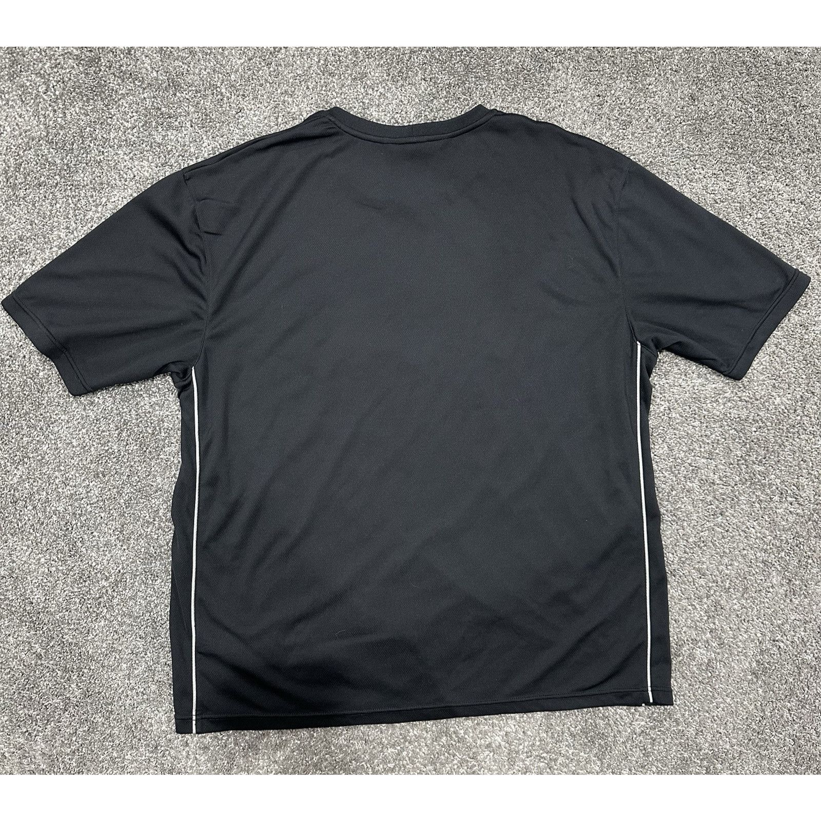 Nike Y2K Nike Shirt Mens XL Short Sleeve Mini Swoosh Check Logo Size US XL / EU 56 / 4 - 2 Thumbnail