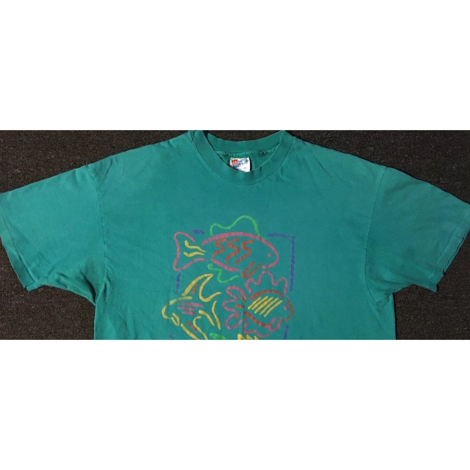 Vintage VINTAGE Hawaii Abstract Fish Shirt XL USA Art Beach Surf Grunge 90s OP Ocean Pacific 80s Single Stitch Mens T-Shirt Green Front Graphic Tee Size US XL / EU 56 / 4 - 6 Thumbnail