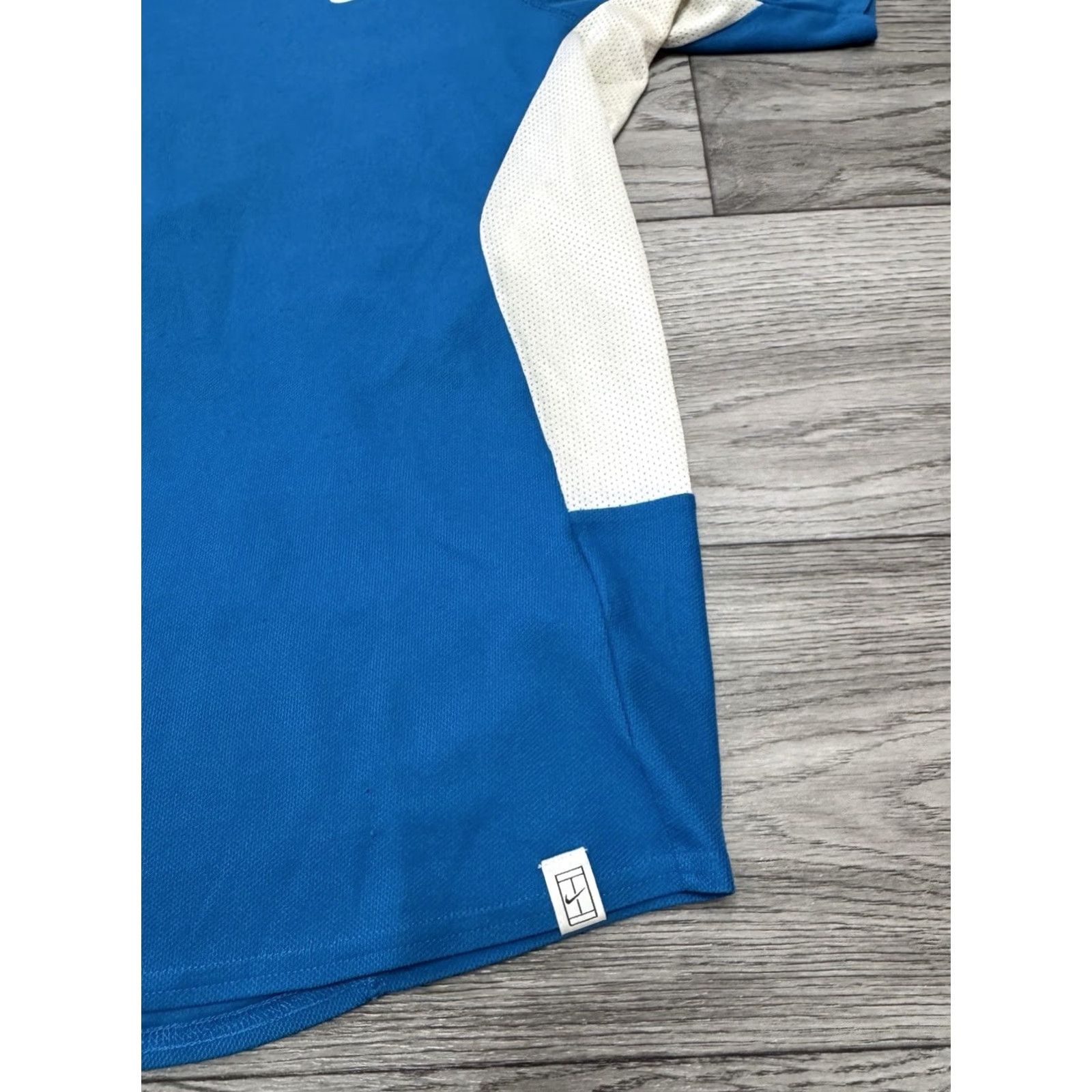 Nike VINTAGE Nike Jersey Tennis Agassi Style Mens L Blue White Shirt Size US L / EU 52-54 / 3 - 4 Thumbnail