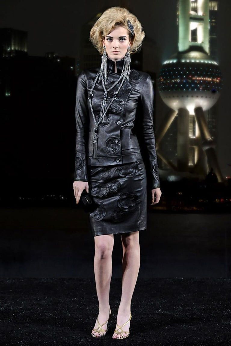Chanel 13K Chanel 2010 Shanghai Collection Camellia Leather jacket Size XS / US 0-2 / IT 36-38 - 1 Thumbnail