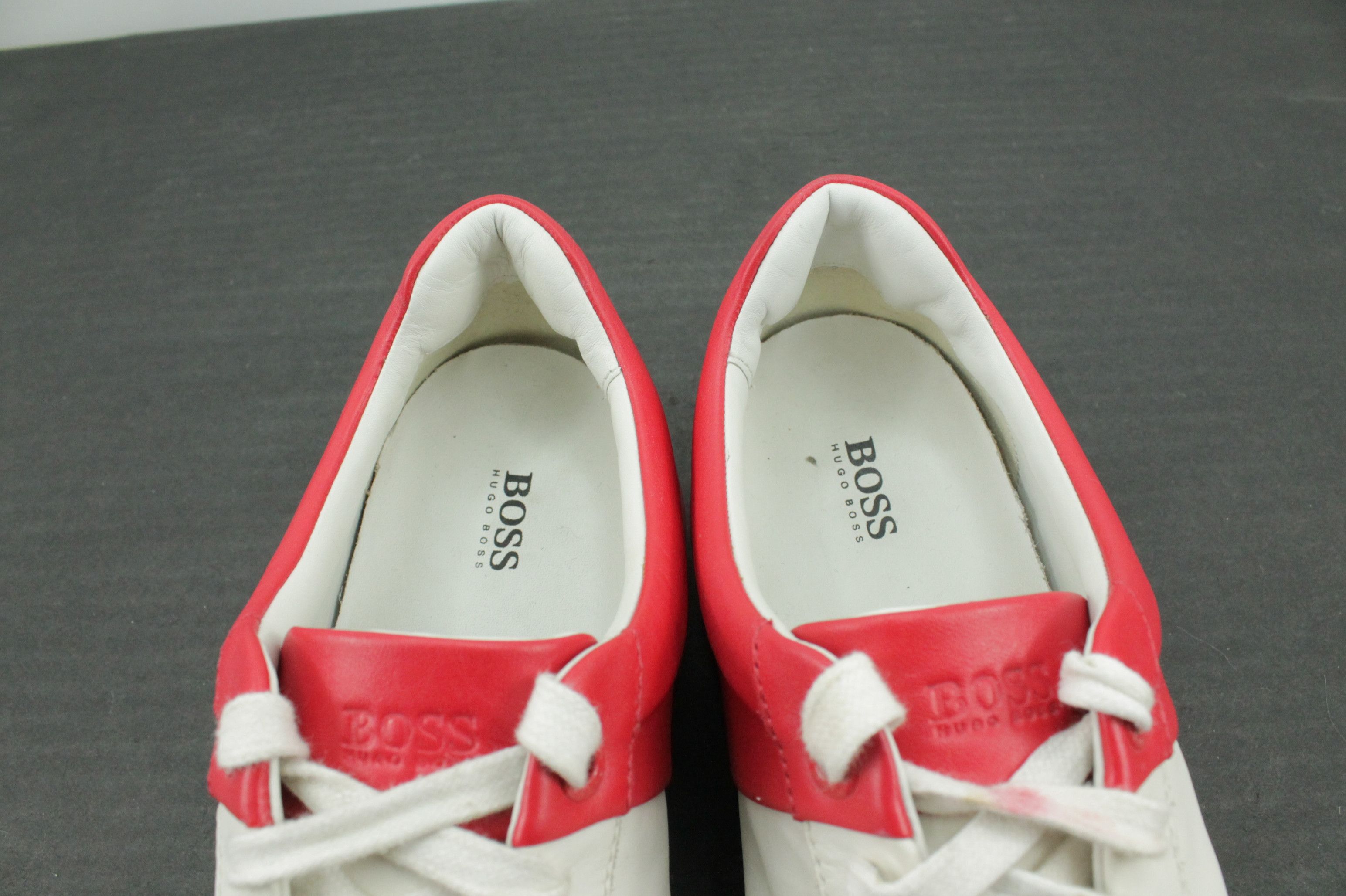 Hugo Boss Hugo Boss Low Top Leather Sneakers Women's Size US 9 / IT 39 - 7 Thumbnail