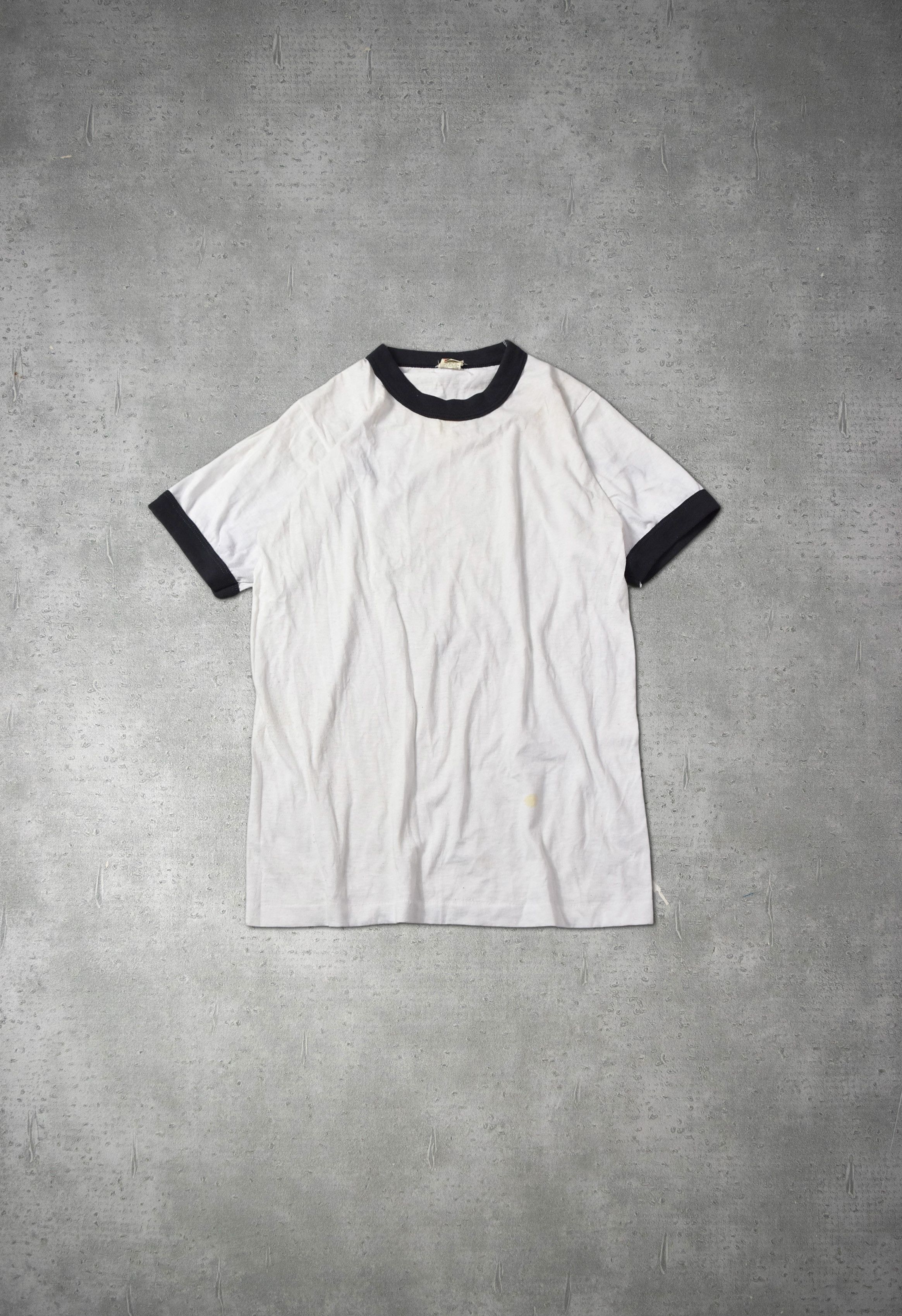 Vintage Vintage plain tee t-shirt 11-3-34 146 Size US S / EU 44-46 / 1 - 1 Thumbnail