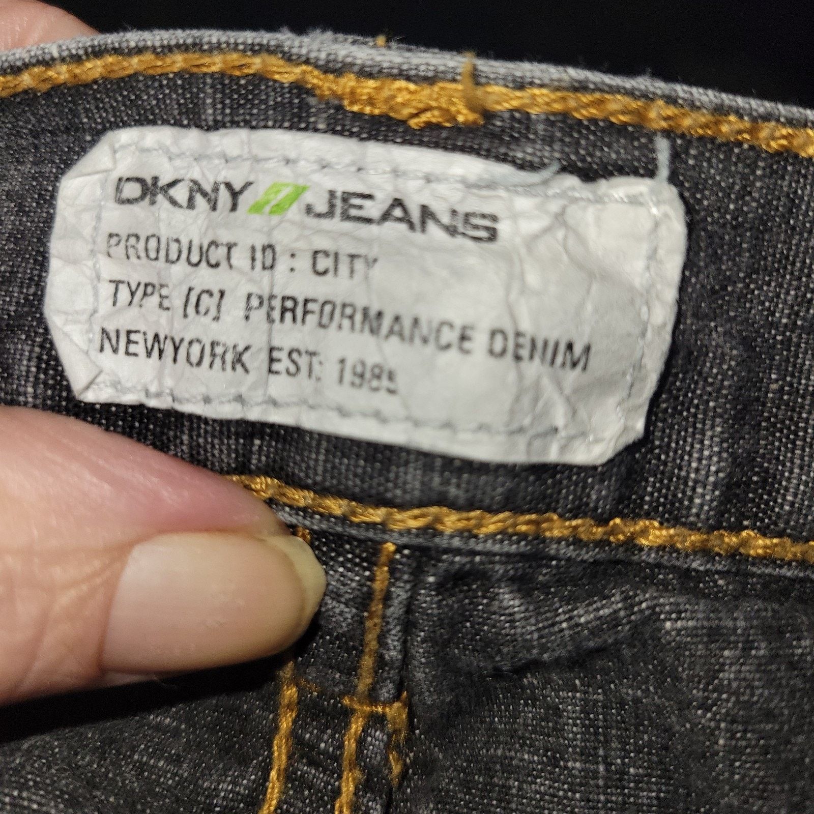 DKNY DKNY Jeans Soho Relaxed Fit Jeans Medium Dark Wash 36/34 Size US 36 / EU 52 - 10 Thumbnail