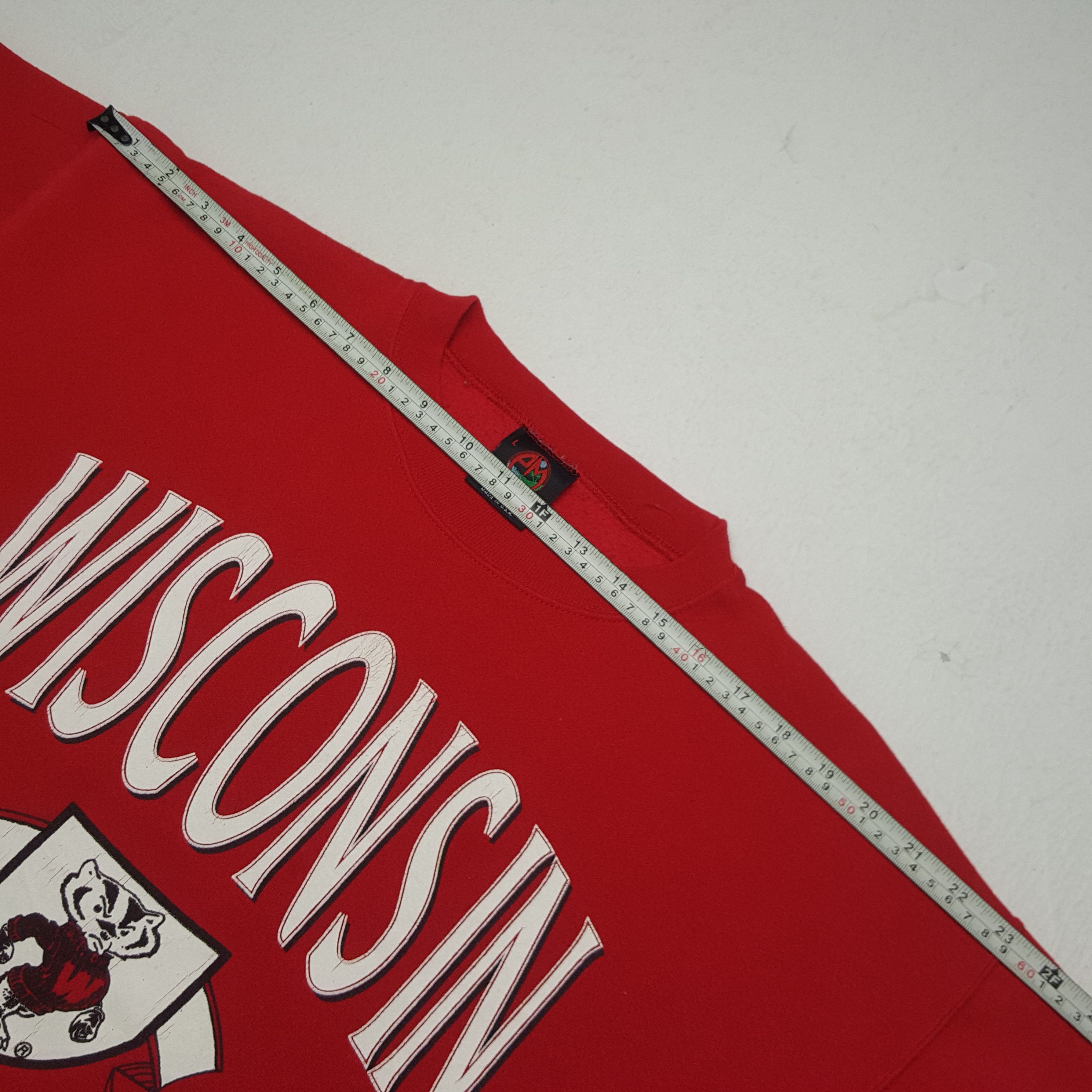 Vintage Vintage Wisconsin Badgers Sweatshirt Size US L / EU 52-54 / 3 - 5 Thumbnail