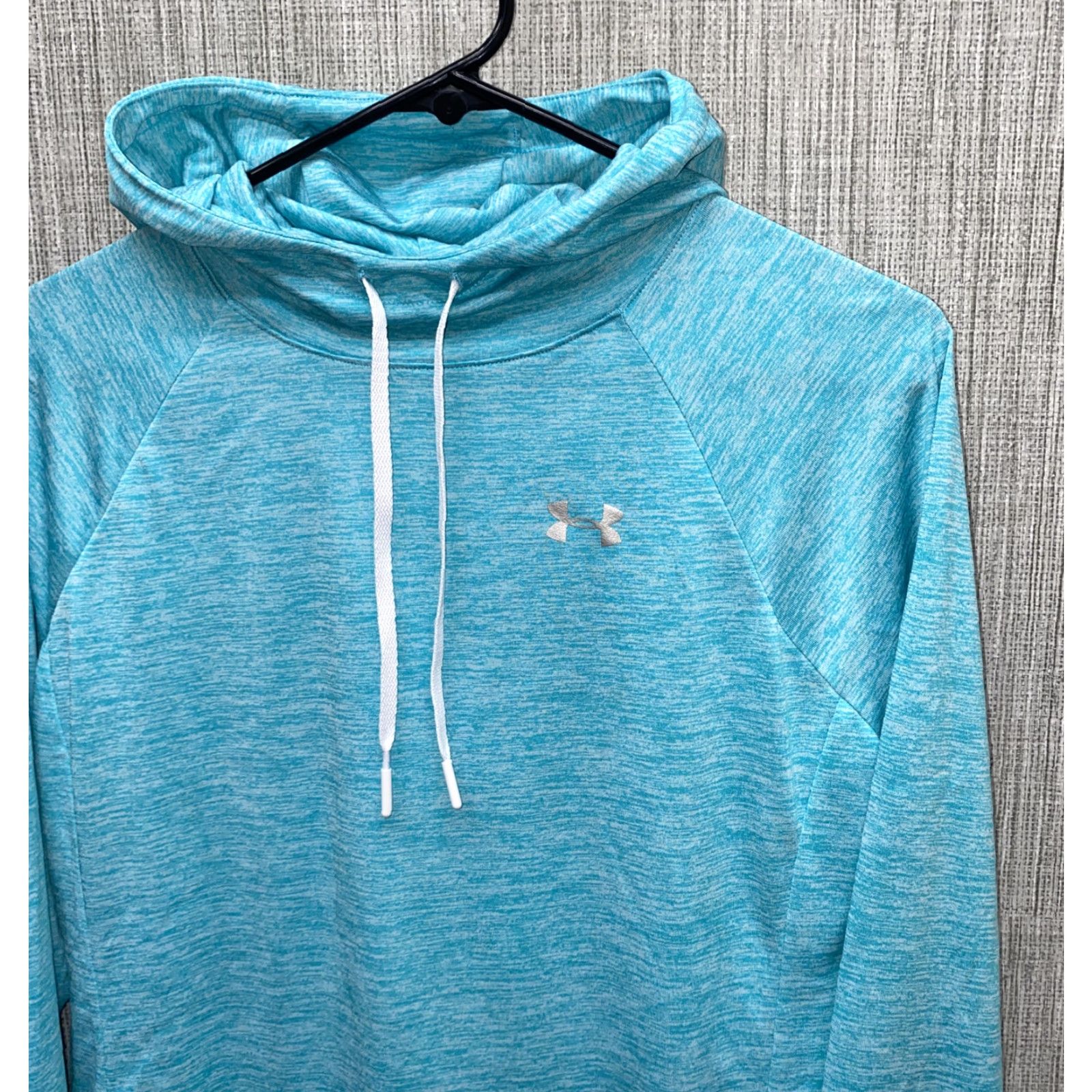 Under Armour Under Armour Hoodie Women M Polyester Long Sleeve Drawstring Hooded Heatgear Teal Blue Pullover Size M / US 6-8 / IT 42-44 - 2 Thumbnail