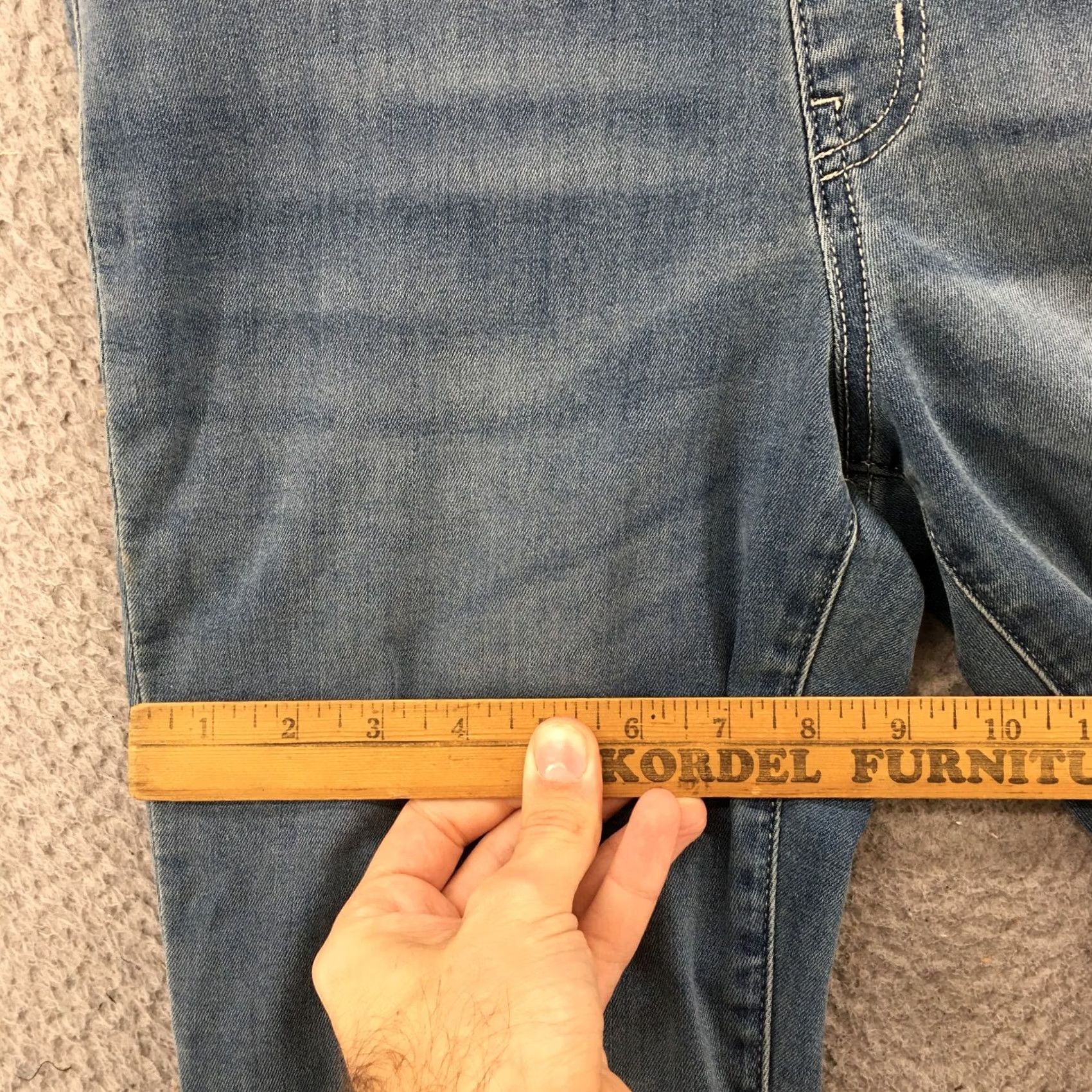 Essentials Amazon Essentials Jeans Womens 6 Short Blue Denim Mid Rise Jeggings Size 28" / US 6 / IT 42 - 7 Thumbnail