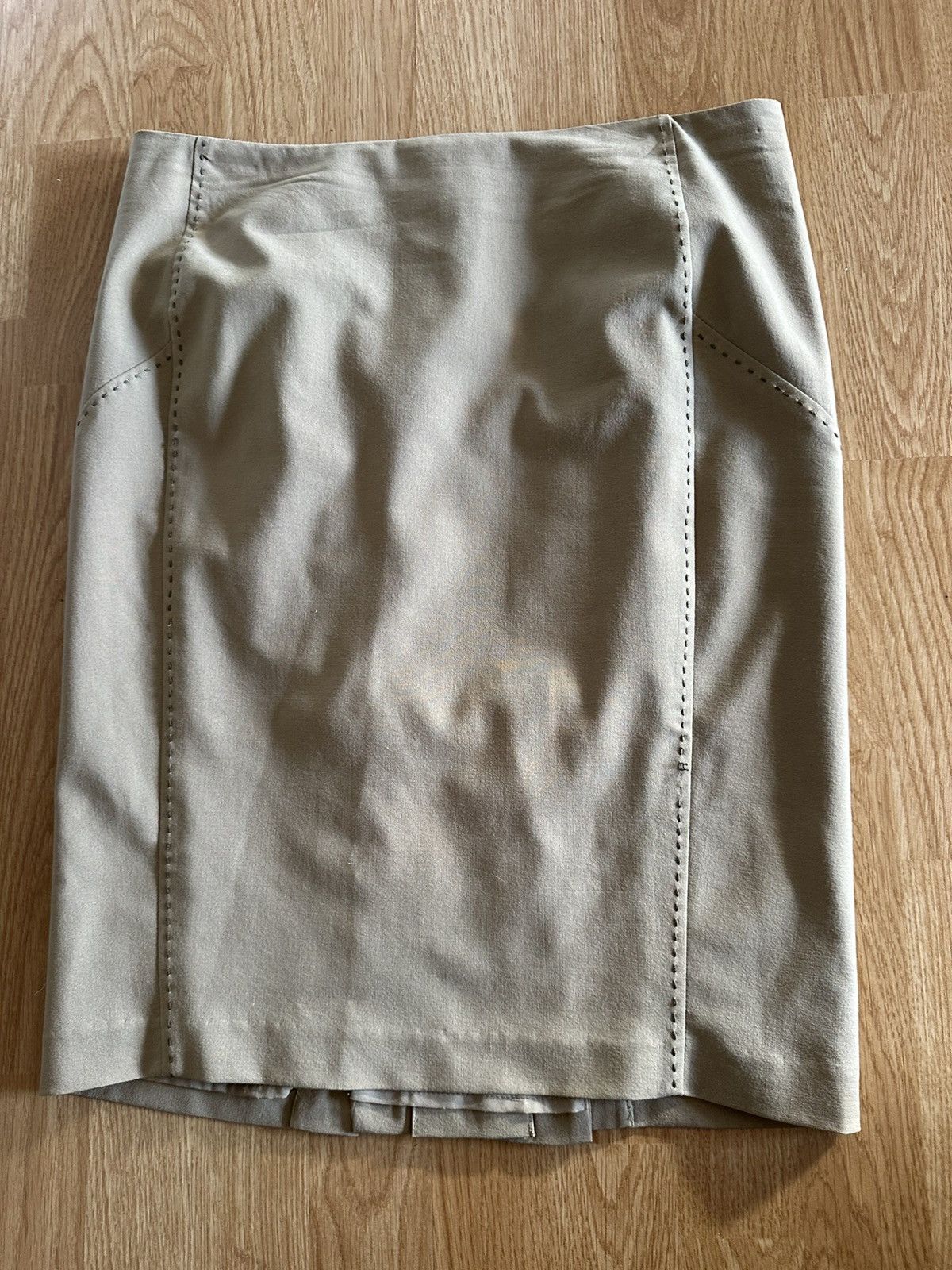 Badgley Mischka deadstock badgely mischka tan pleated midi skirt Size 28" / US 6 / IT 42 - 1 Thumbnail