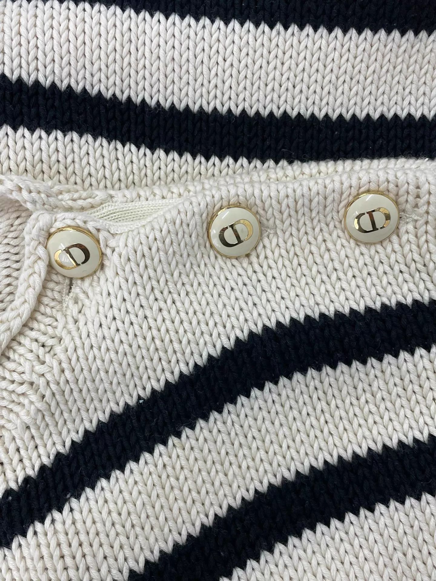 Dior Dior Side Button B&W Stripe Classic Sweater Size S / US 4 / IT 40 - 2 Thumbnail