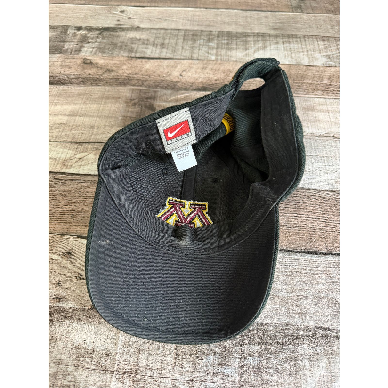 Nike Minnesota Gophers Black Nike Hat Size ONE SIZE - 6 Thumbnail