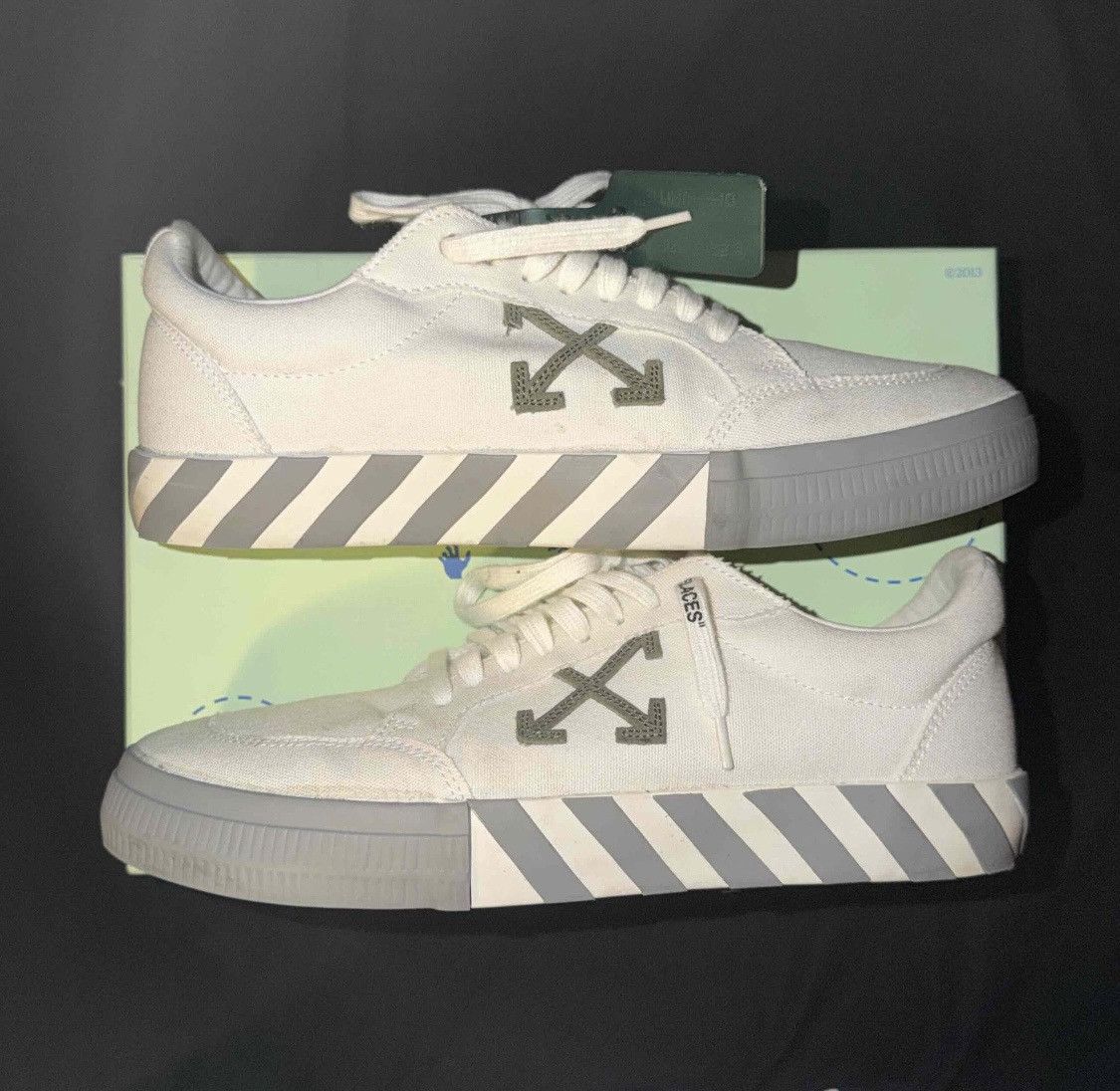 Off-White Off White Sneakers Size US 11 / EU 44 - 1 Thumbnail
