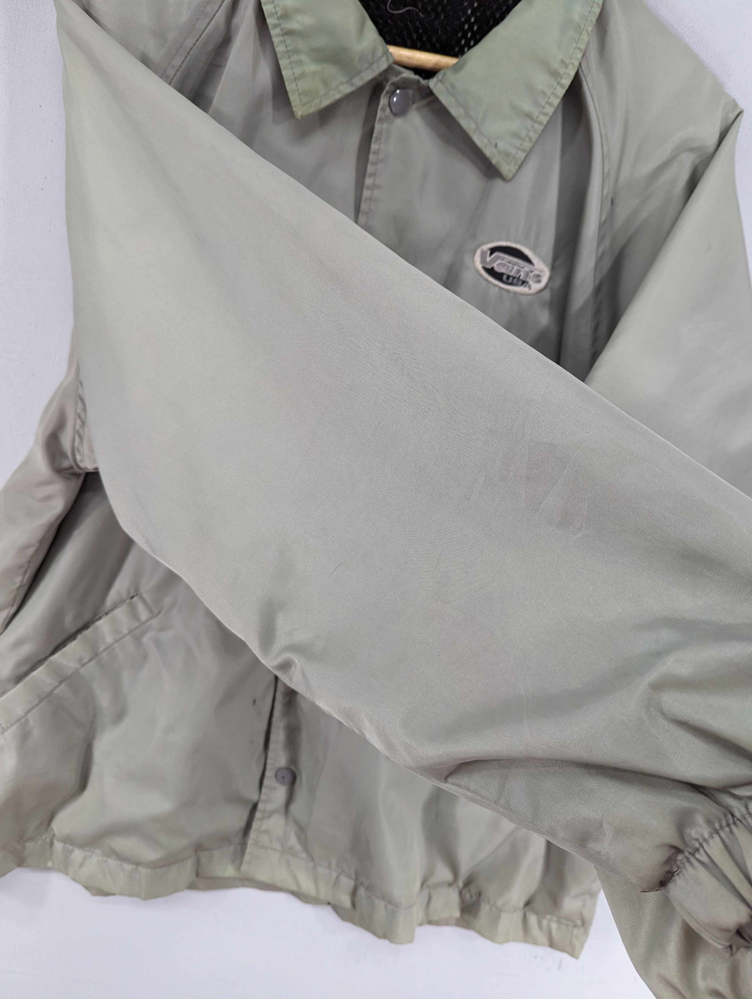 Vans × Vintage Vintage 90s Vans Distressed Coach Jacket Size US L / EU 52-54 / 3 - 12 Thumbnail