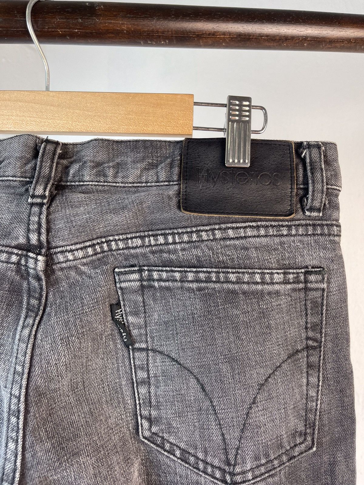 Hysteric Glamour 90s Hysteric Glamour Distressed Denim Size US 31 - 15 Thumbnail