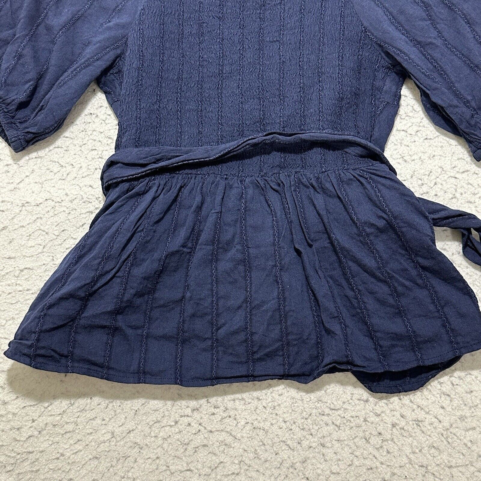 Old Navy Old Navy XS Tall XST Blue Wrap Top V-Neck Blouse Size XS / US 0-2 / IT 36-38 - 11 Thumbnail
