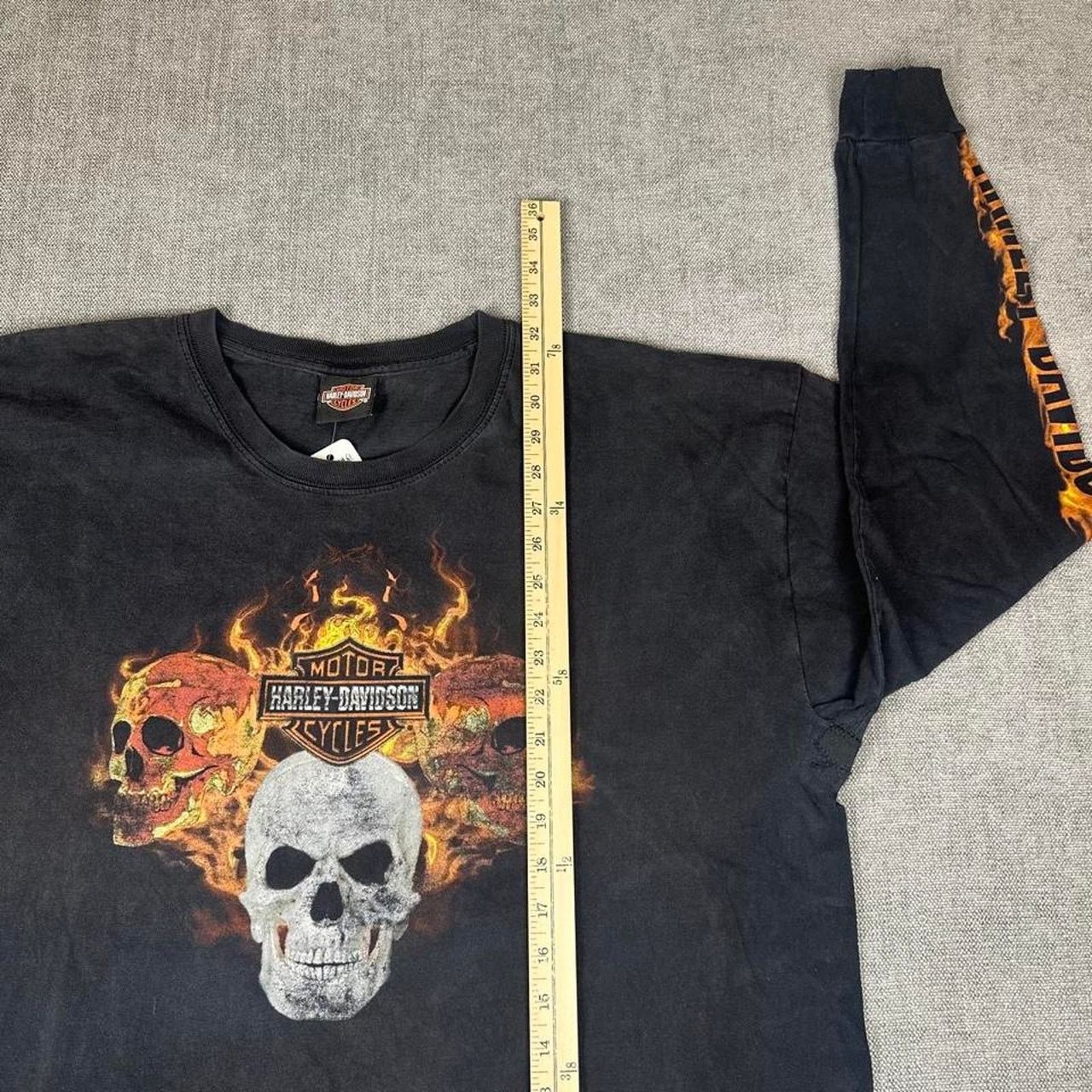Harley Davidson Harley Davidson Flames Skull long sleeve T-shirt Size US XXL / EU 58 / 5 - 6 Thumbnail