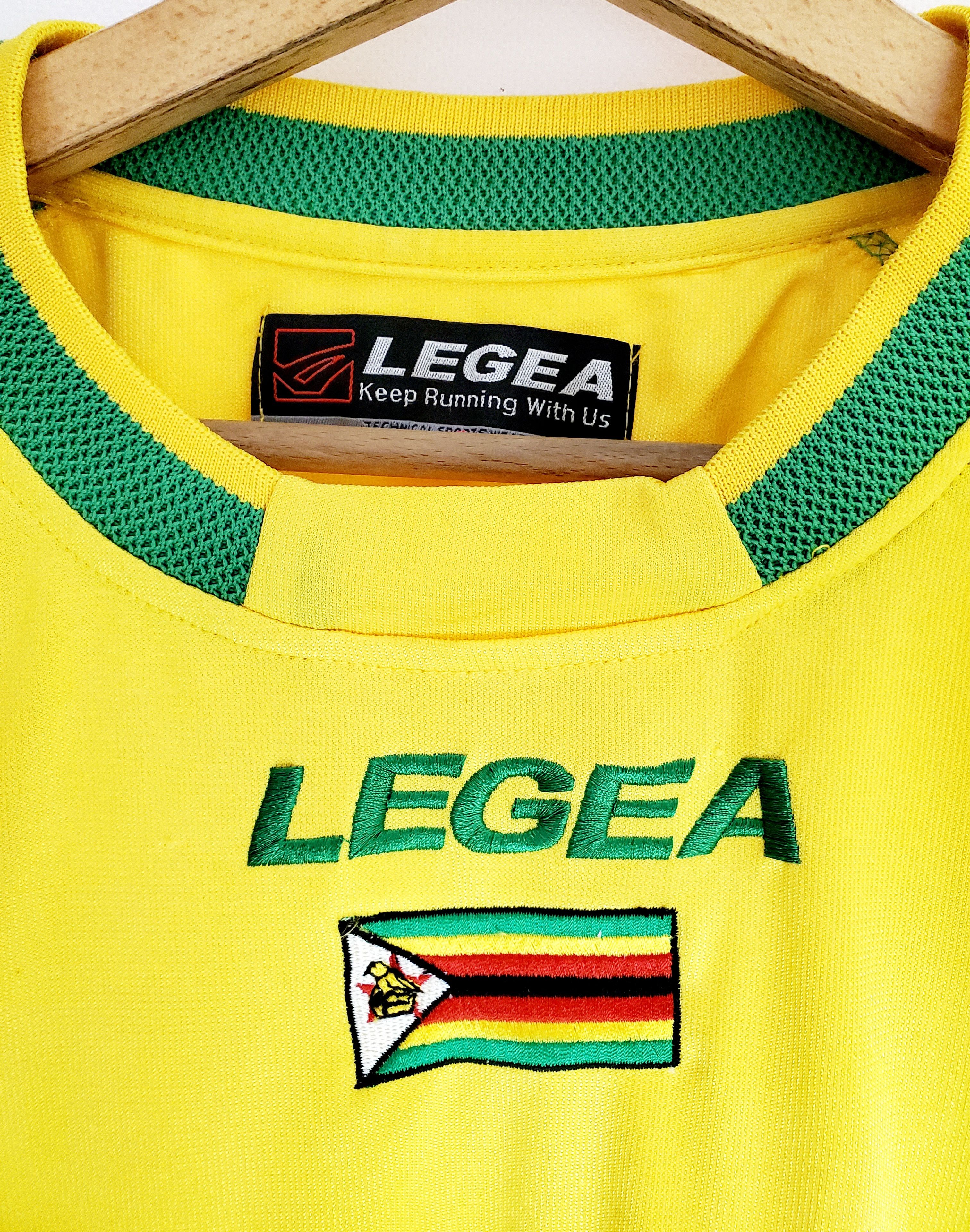 Other Vintage 2005-06 Zimbabwe Home jersey Xl perfect condition Size US XL / EU 56 / 4 - 2 Thumbnail