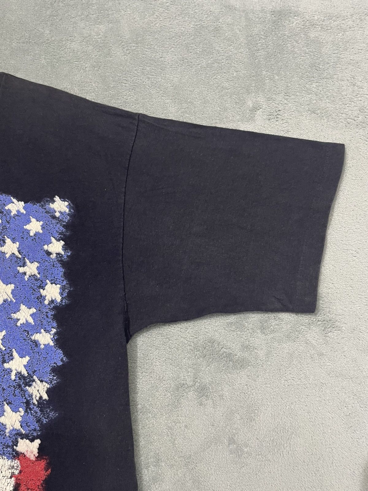 Vintage Big Logo America Flag Tshirt