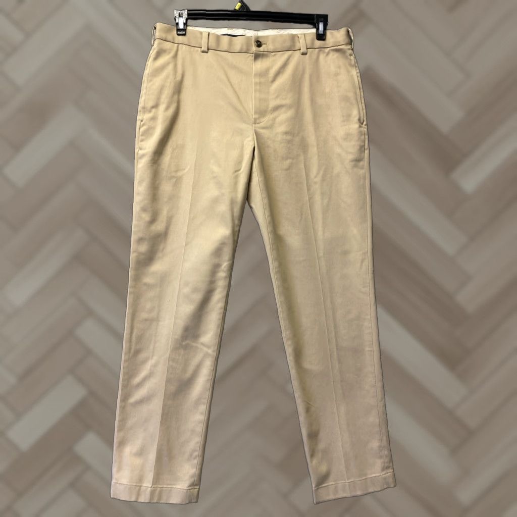 Brooks Brothers Brooks Brothers Chino Pants Mens 36x32 Tan Slim? Regular Flat Front 32 Inseam Dress Casual Men Tan Brooks Brothers Pants Size US 36 / EU 52 - 1 Thumbnail