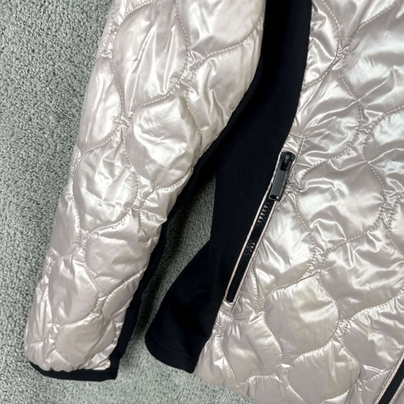Vintage Calvin Klein Jeans Jacket Womens Small Beige Quilted Hooded Puffer Winter Coat Size 28" / US 6 / IT 42 - 2 Thumbnail