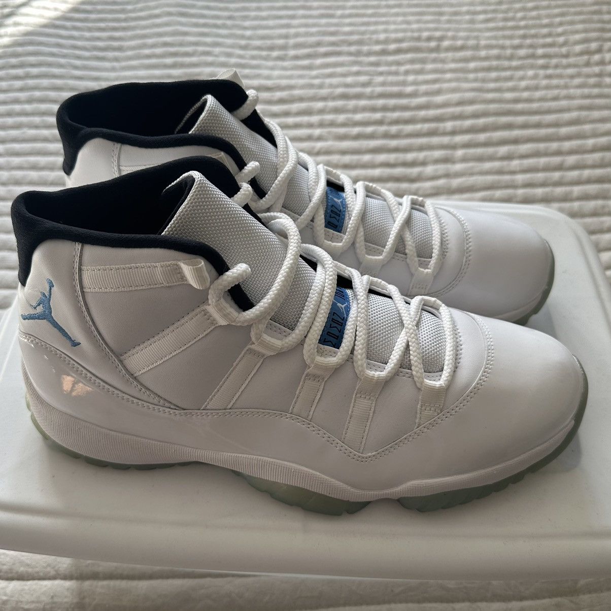 Jordan Brand Nike Air Jordan 11 Retro Columbia Legend Blue, 2014, OG Size US 11 / EU 44 - 3 Thumbnail