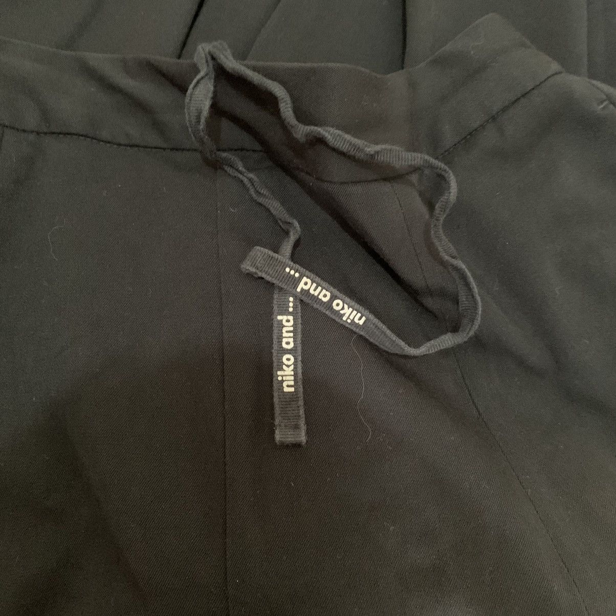 Japanese Brand × Vintage × Yohji Yamamoto Rare Japanese Brand Niko and Ultra Wide Leg Pleated Pants Size US 34 / EU 50 - 5 Thumbnail