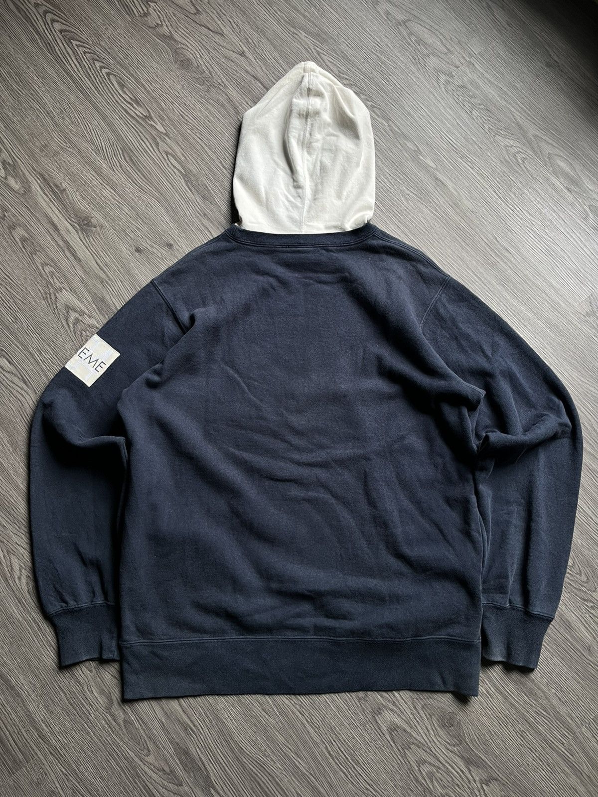 Supreme ❤️‍🔥Last drop❤️‍🔥Supreme 1994 Logo Arm Patch Two Tone Hoodie Size US L / EU 52-54 / 3 - 7 Thumbnail