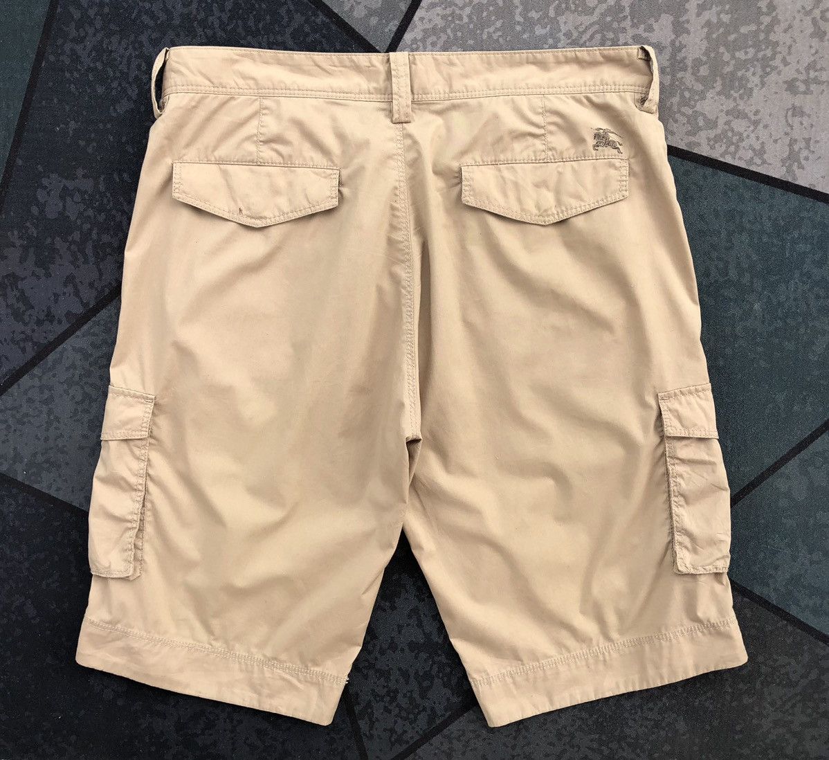 Burberry Burberry Black Label Men’s Cargo Pocket Short Pant Size US 32 / EU 48 - 4 Thumbnail