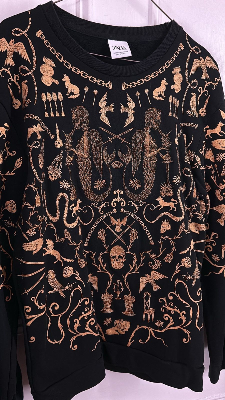 Zara Zara black/gold embroided sweatshirt Size US M / EU 48-50 / 2 - 3 Thumbnail