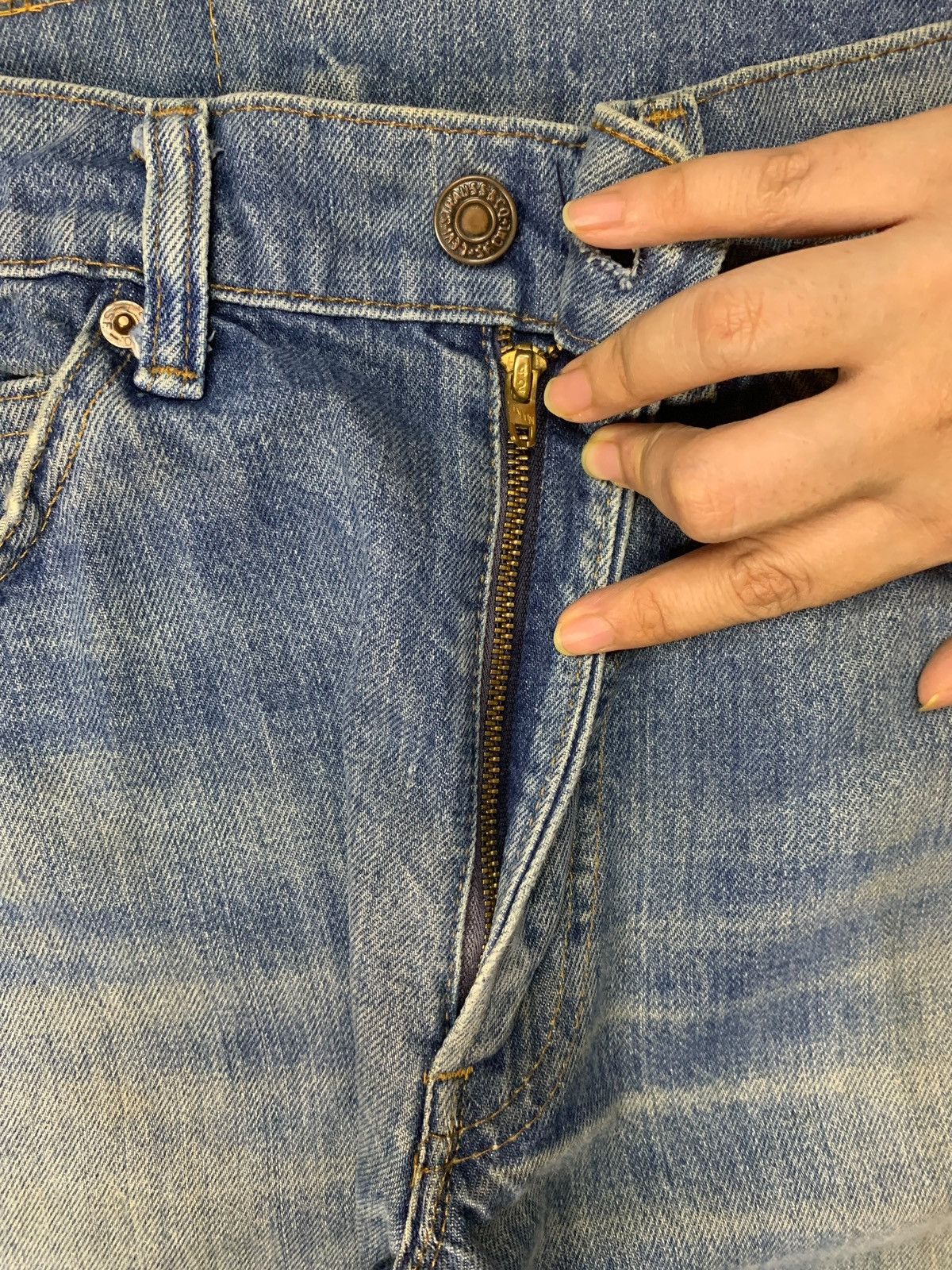 Levi's Vintage 70s Levis 505 Orange Tab Mud Wash Jeans Button #8 Size 28" / US 6 / IT 42 - 4 Thumbnail