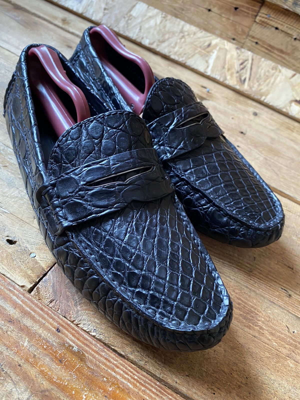 Louis Vuitton Louis vuitton black exotic crocodile loafers uk sz7 US 8 Size US 8 / EU 41 - 7 Thumbnail
