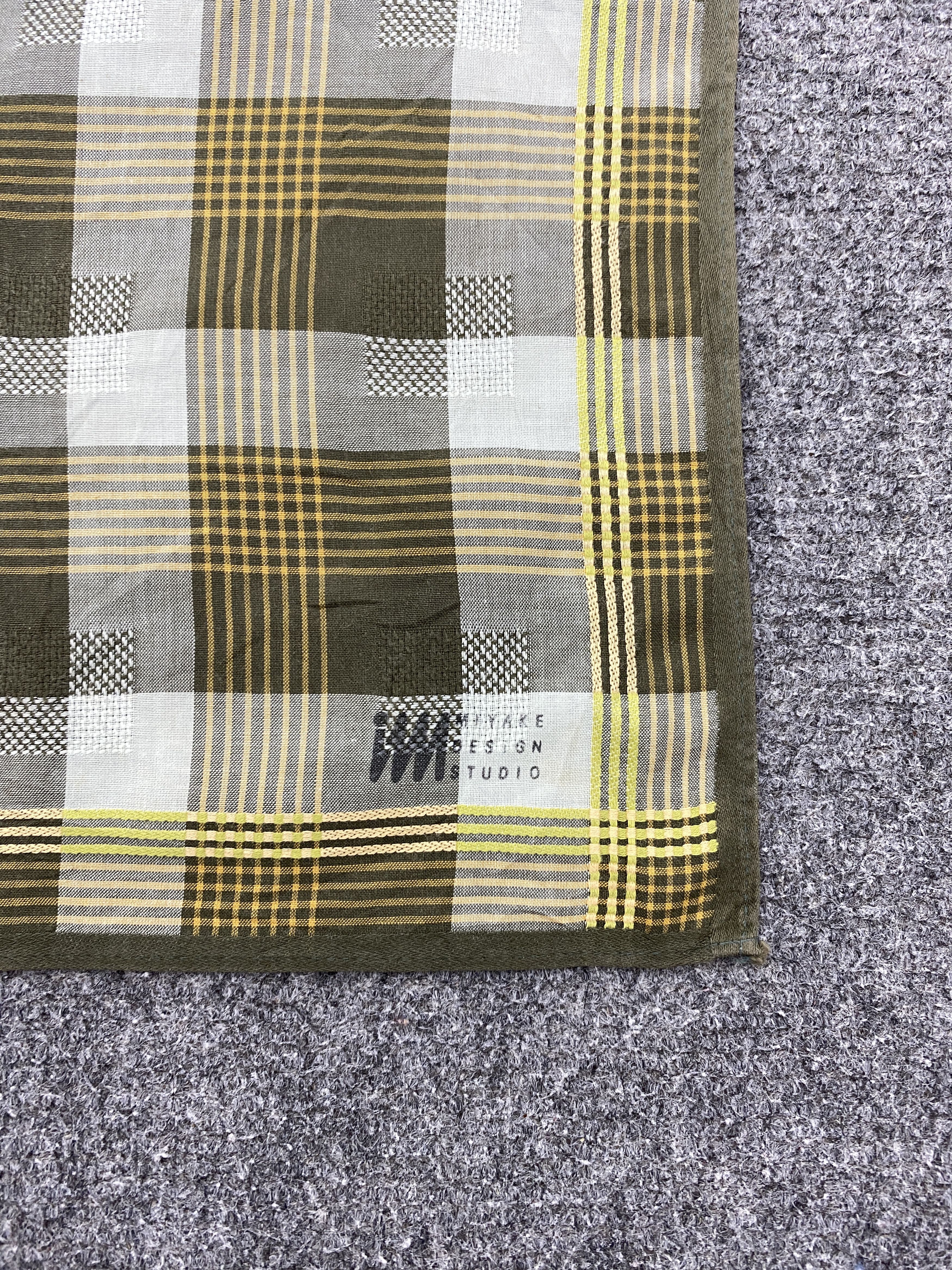 Issey Miyake Vintage Issey Miyake Handkerchief Neckerchief HKC0859 Size ONE SIZE - 5 Thumbnail