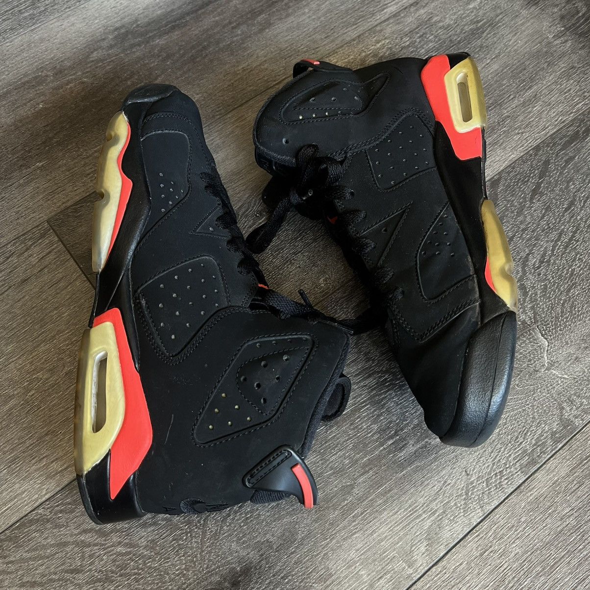 Jordan Brand Air Jordan 6 VI Retro Black Infrared 2019 GS Size 6.5Y Shoes Size US 6.5 / EU 39-40 - 2 Thumbnail