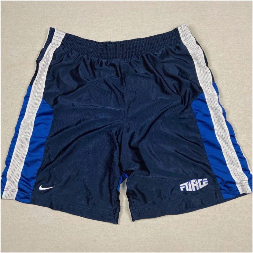 Nike Y2K Nike shorts XXL Size US 44 / EU 60 - 2 Thumbnail