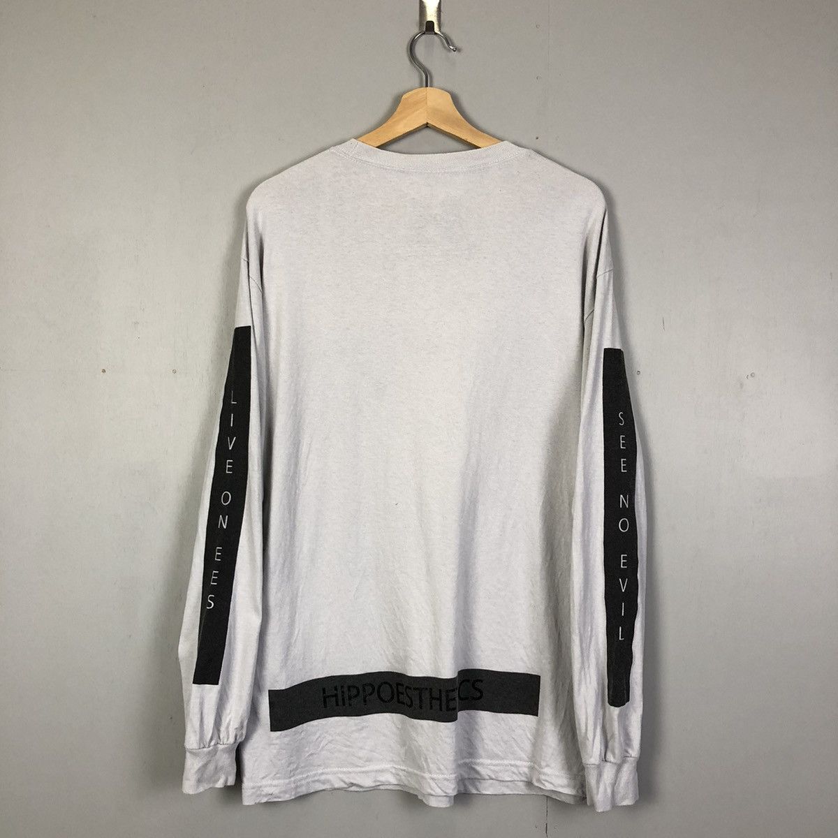 Vintage Vintage y2k He Hippo Esthetics Long Sleeve tshirt Size US L / EU 52-54 / 3 - 9 Thumbnail