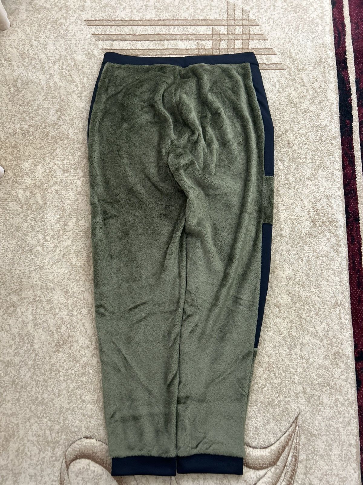 Mountain Hardwear Mountain Hardwear Polartec High Loft Pants Size US 30 / EU 46 - 6 Thumbnail
