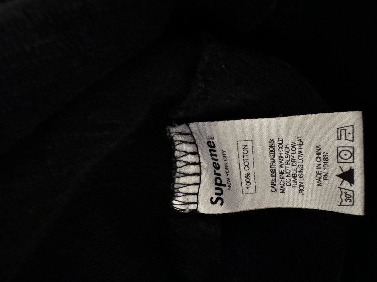 Supreme Supreme Vertical Logo Tee (FW16) Size US XL / EU 56 / 4 - 5 Thumbnail