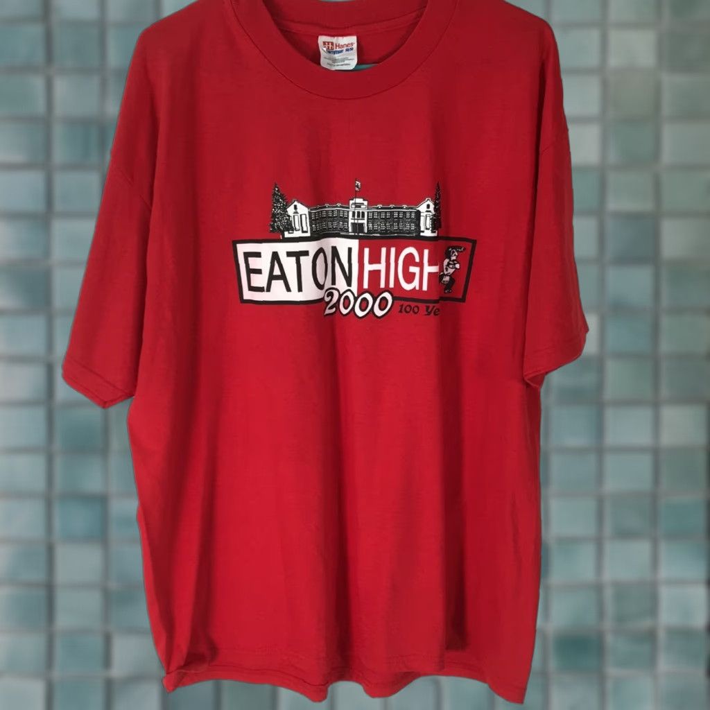 Hanes Hanes T-Shirt Unisex Adults XL Red 50/50 Heavyweight Crew Neck Short Sleeve Graphic 2000 Eaton High Sports Vintage No Size US XL / EU 56 / 4 - 1 Thumbnail