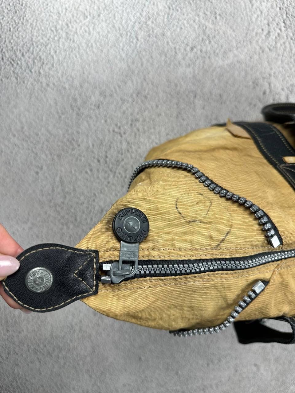 Japanese Brand VTG Diesel Style Bag Nylon Y2K Shoulder Bag Backpack Faded Size ONE SIZE - 7 Thumbnail